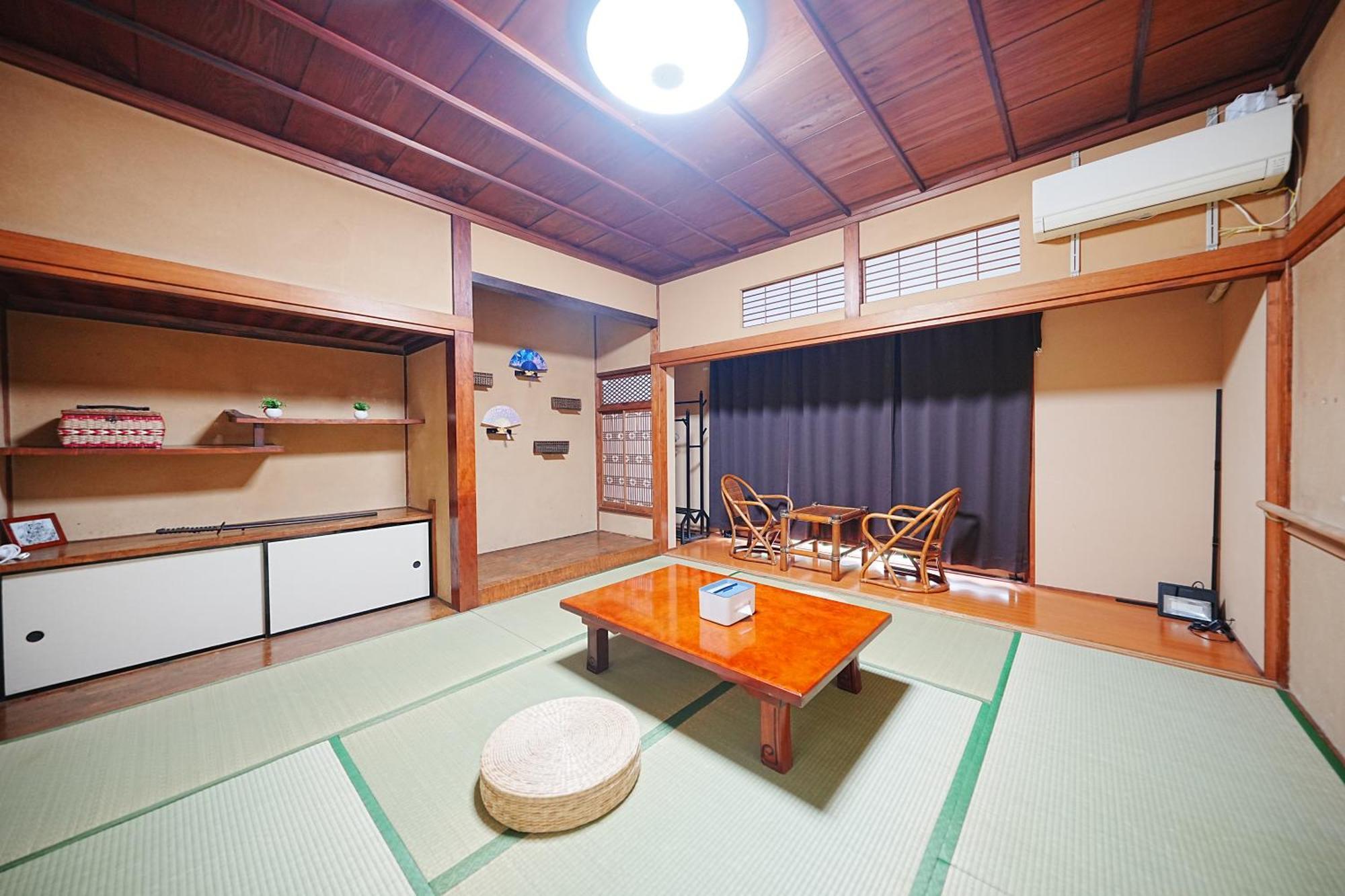 Family Or Business Travel 20 Percent Off丨200 Sqm 丨 14 Min To Shinjuku 丨century-old Japanese Garden 丨3 Parking Spaces丨4 Bedrooms Tokio