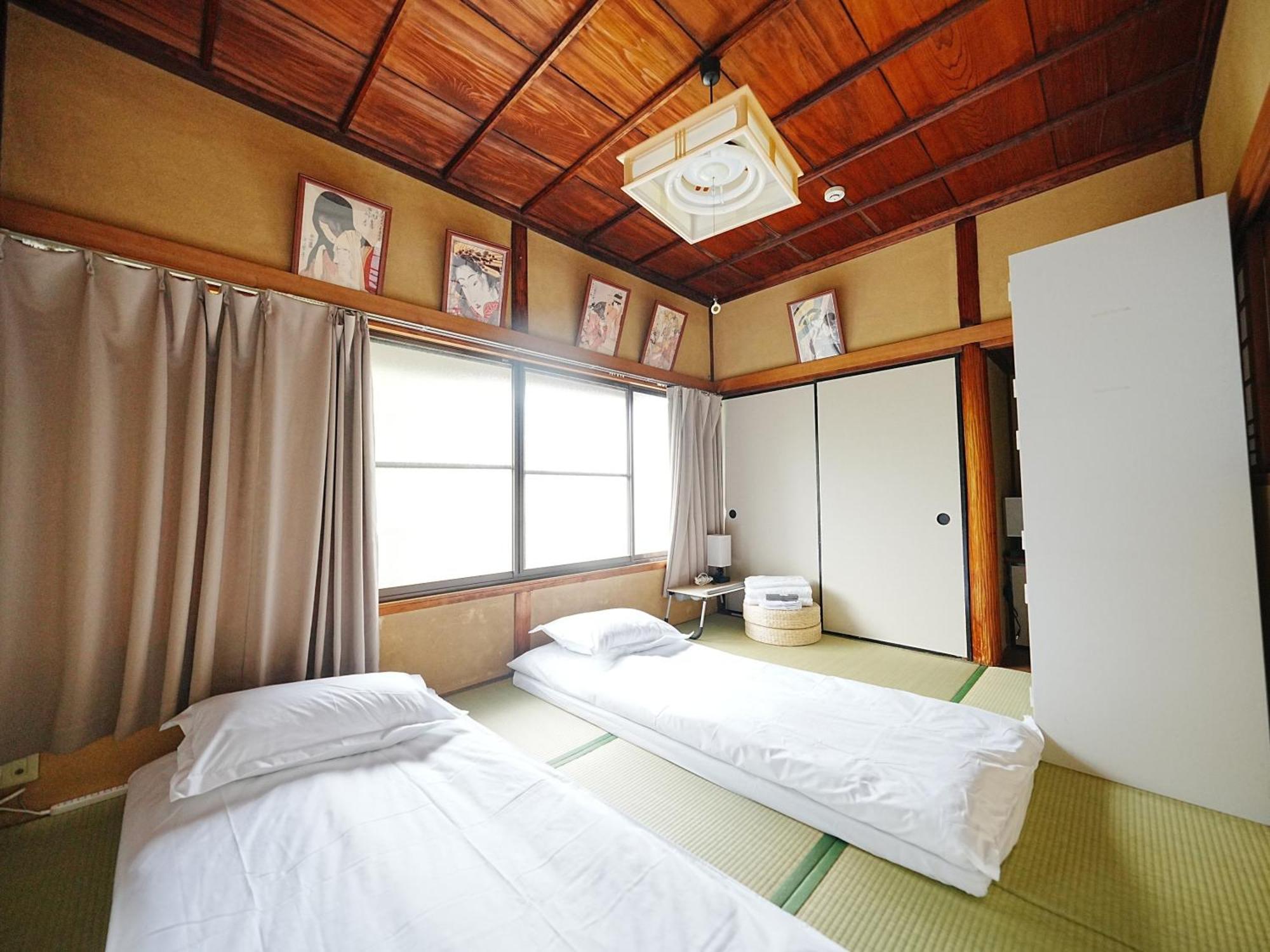 Villa Family Or Business Travel 20 Percent Off丨200 Sqm 丨 14 Min To Shinjuku 丨century-old Japanese Garden 丨3 Parking Spaces丨4 Bedrooms Tokyo